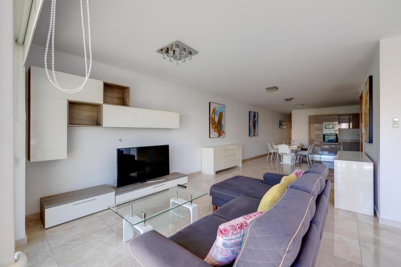 Marvellous 3Br Apartment In Central St Julians Saint Julian's Eksteriør bilde