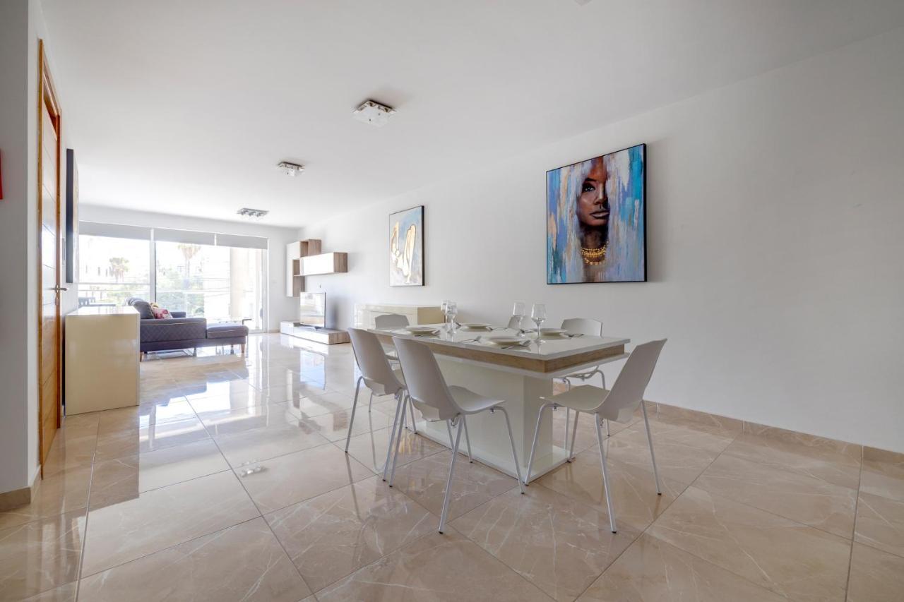 Marvellous 3Br Apartment In Central St Julians Saint Julian's Eksteriør bilde