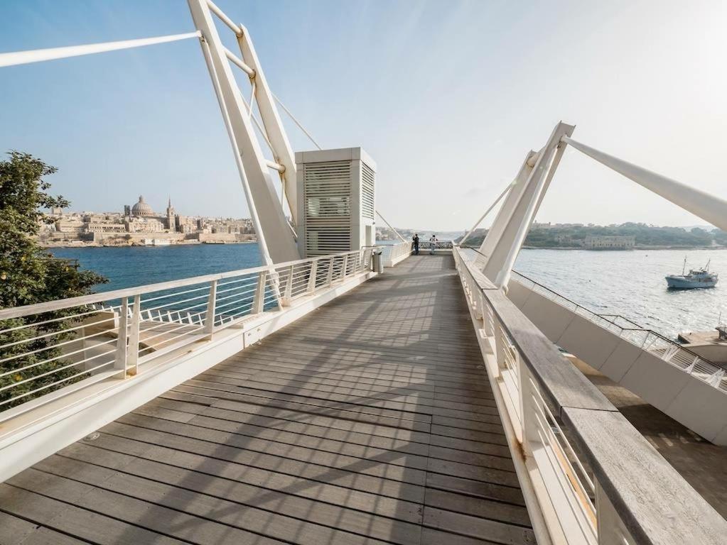 Marvellous 3Br Apartment In Central St Julians Saint Julian's Eksteriør bilde