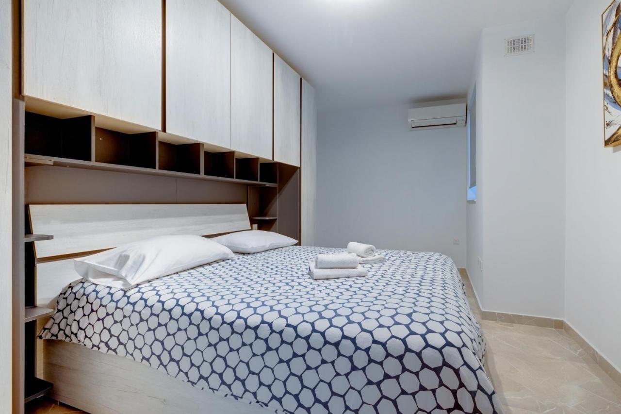 Marvellous 3Br Apartment In Central St Julians Saint Julian's Eksteriør bilde