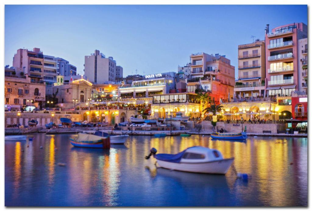 Marvellous 3Br Apartment In Central St Julians Saint Julian's Eksteriør bilde