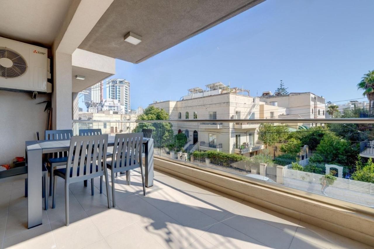 Marvellous 3Br Apartment In Central St Julians Saint Julian's Eksteriør bilde